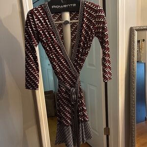 Max Studio Red and Black Patterned Midi Dress